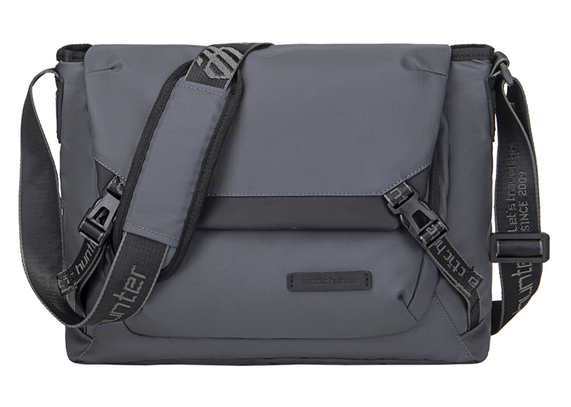 ARCTIC HUNTER τσάντα ώμου K00528 με θήκη tablet, 10L, γκρι -κωδικός K00528-GY